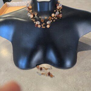 FASHION JEWELRY Women's Five Strands Lucite Brown/Tan/Clear Beads w/Earrings NWT